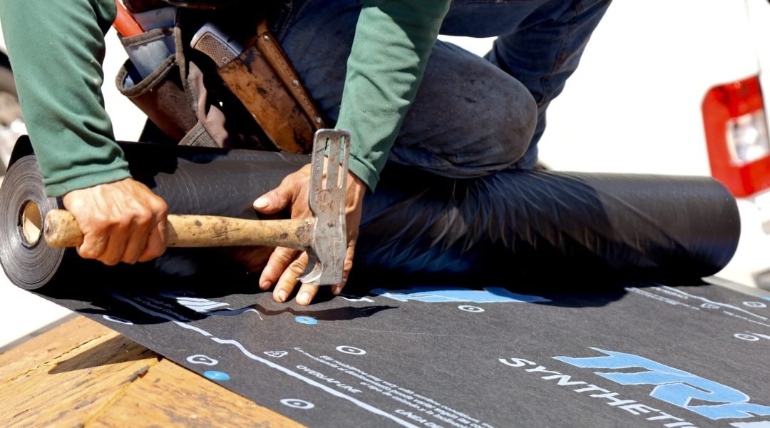 Best Roofing Materials for Scottsdale Homes (Tile vs Shingle vs Flat)