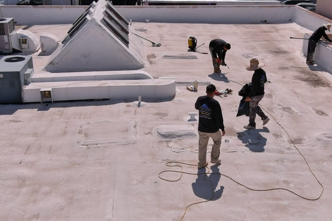 Commercial skylight installtion (9)